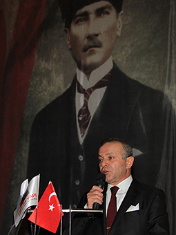 Dr. Öner Hekim