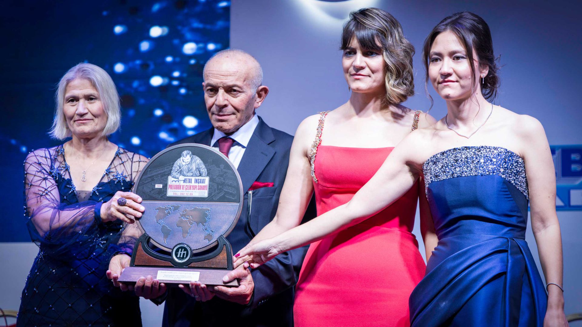 HEKİM HOLDİNG’DE KURULUŞ YILDÖNÜMÜ COŞKUSU: BİRLİKTEN DOĞAN GÜÇLE GELECEĞE HAZIRIZ…